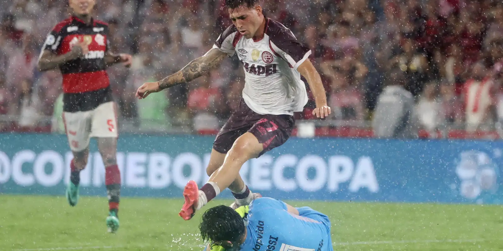 Flamengo é superado pelo Lanús e perde a Recopa Sul-Americana