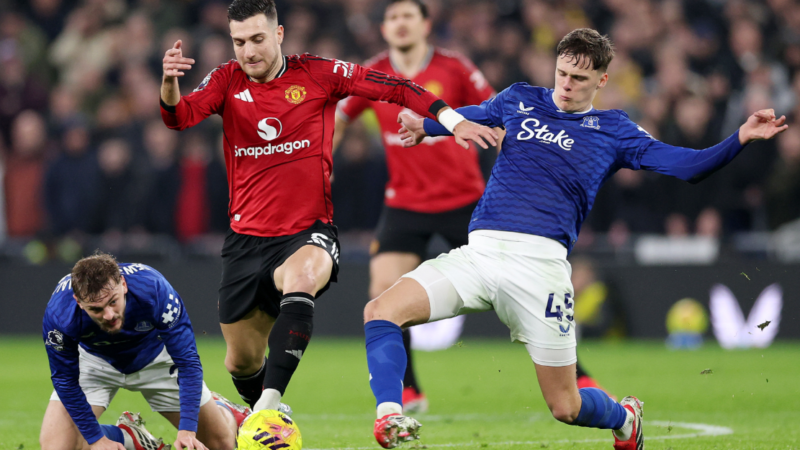 Manchester United Celebra Aniversário de Casemiro com Vitória sobre Everton