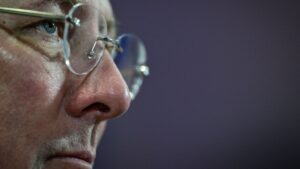 John Textor é Destituído de Cargo na Eagle Football Holdings