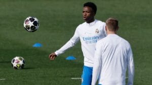 Diretor da LaLiga Aborda Ofensas Racistas contra Vinícius Júnior
