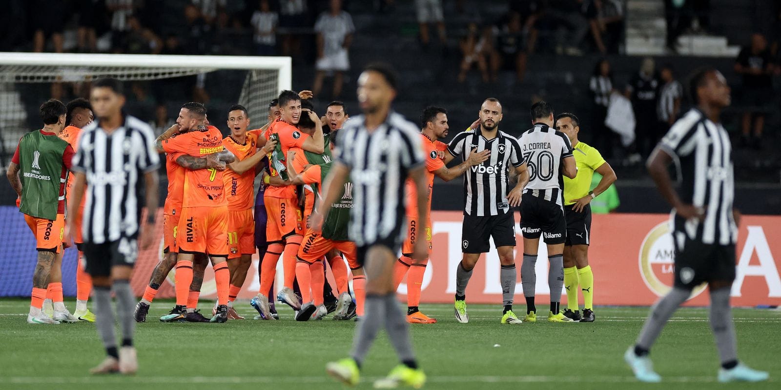 Botafogo é Eliminado da Libertadores após Derrota para o Barcelona de Guayaquil