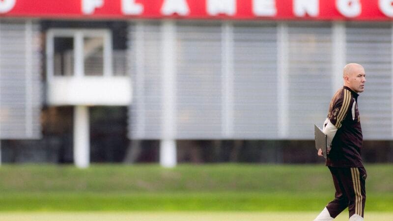 Flamengo Anuncia a Contratação do Técnico Leonardo Jardim