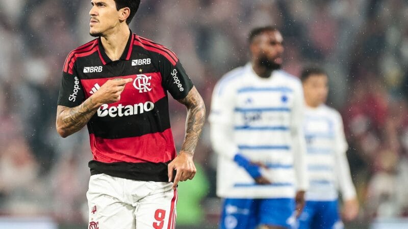 Flamengo Conquista Vitória sobre o Cruzeiro com Gols de Pedro e Carrascal
