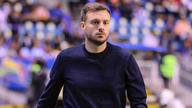 Botafogo Anuncia Demissão do Técnico Martín Anselmi em Busca de Renovação