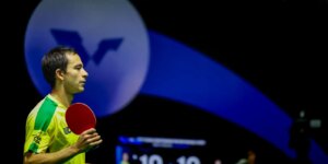 Hugo Calderano é Eliminado no WTT Champions de Chongqing Após Batalha Contra Félix Lebrun