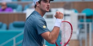 João Fonseca avança no Masters 1000 de Miami e enfrenta Alcaraz na próxima rodada