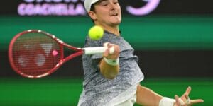 João Fonseca sai fortalecido de Indian Wells após duelo acirrado com Jannik Sinner