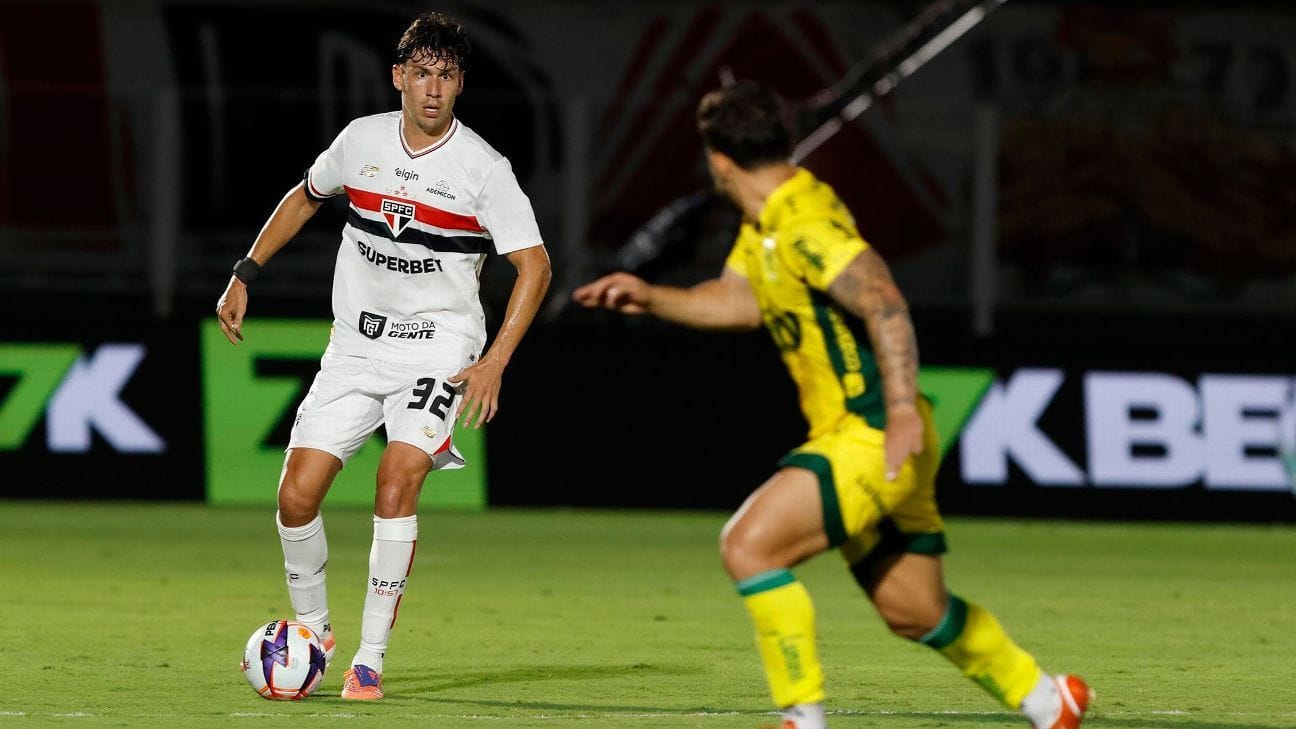 Botafogo Intensifica Negociações para Contratar Zagueiro Ferraresi do São Paulo