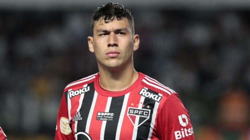 Negociação entre Botafogo e São Paulo por Ferraresi pode alcançar R$ 45 milhões