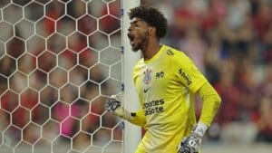 Hugo Souza é Convocado para a Seleção Brasileira em Substituição a Alisson