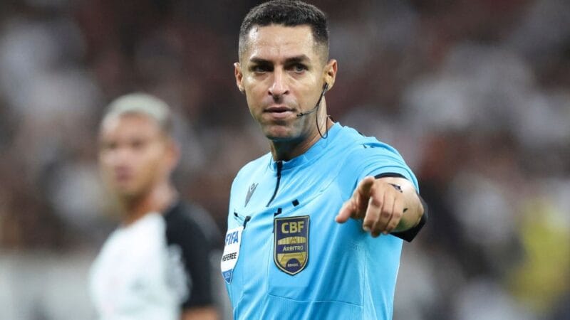 Análise do Polêmico Lance de Pênalti em Corinthians x Flamengo