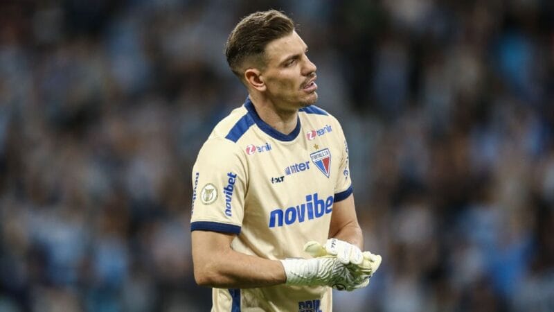 João Ricardo é Novamente Relacionado pelo Fortaleza Após Exames no Corinthians