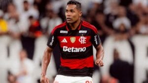 Recuperação de Alex Sandro: Expectativas para o retorno ao Flamengo