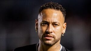 Zico Critica Profissionalismo de Neymar e Espera Sua Recuperação