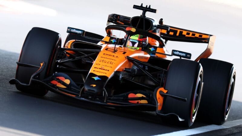 Oscar Piastri Brilha em Treino Livre no Japão e Deixa Mercedes para Trás
