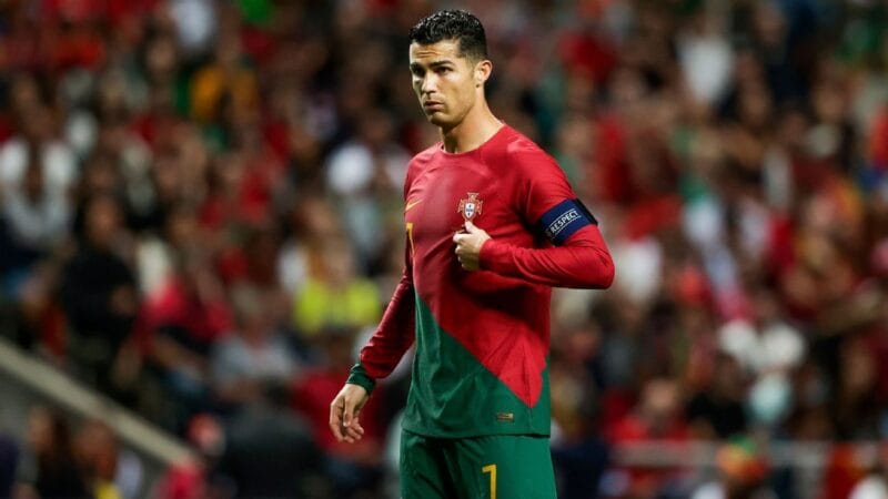 Roberto Martínez considera Brasil favorito na Copa e elogia Cristiano Ronaldo