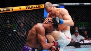 Ex-rival de Poatan Realiza Joelhada Mortal e Mantém Invencibilidade