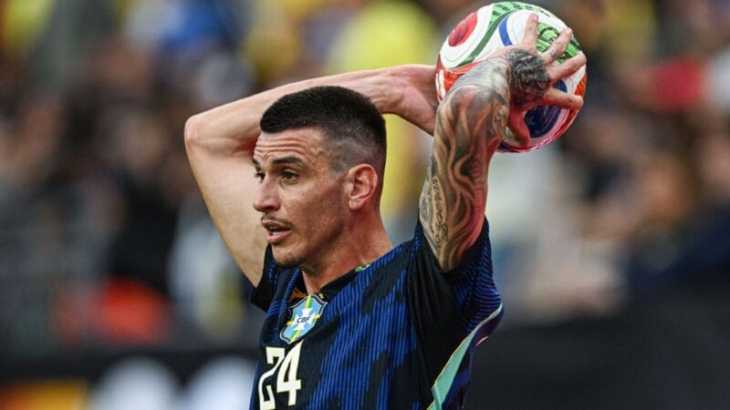 Ibañez Revela Diálogo com Ancelotti Sobre Sua Posição na Seleção