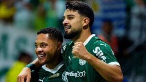 Palmeiras Avalia Futuro de Jogadores Após Copa e Possíveis Vendas