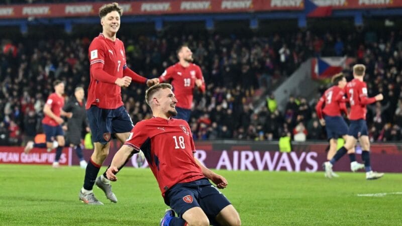 República Tcheca Retorna à Copa do Mundo após Duas Décadas com Vitória sobre Dinamarca