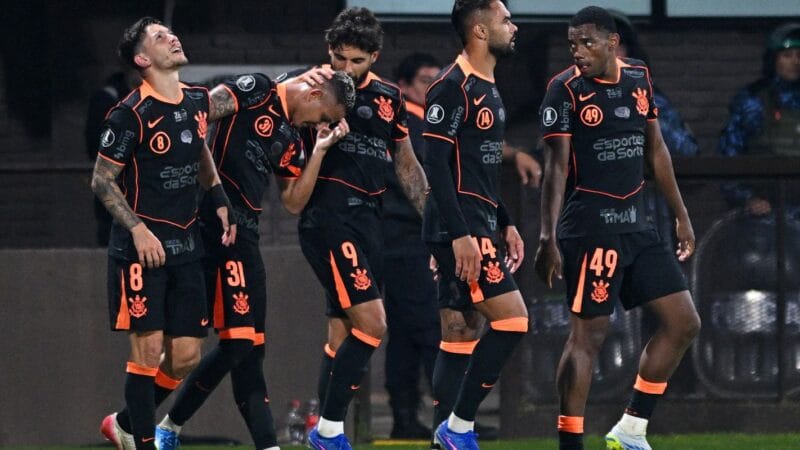 Corinthians Brilha em Estreia na Libertadores com Vitória Sobre o Platense