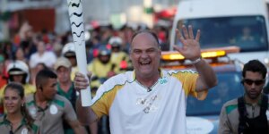 Flamengo Homenageia Oscar Schmidt com Aposentadoria da Camisa 14