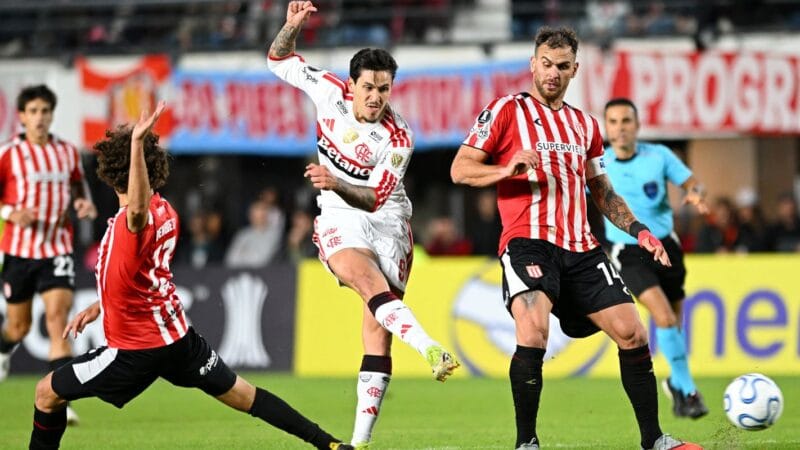 Flamengo Empata com Estudiantes e Mantém Liderança na Libertadores
