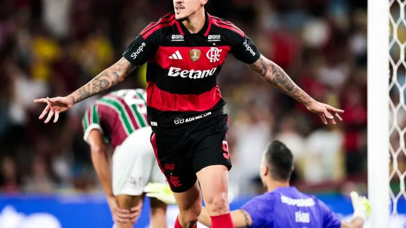 Flamengo Vence Fluminense em Clássico pelo Brasileirão com Dois Gols de Pedro