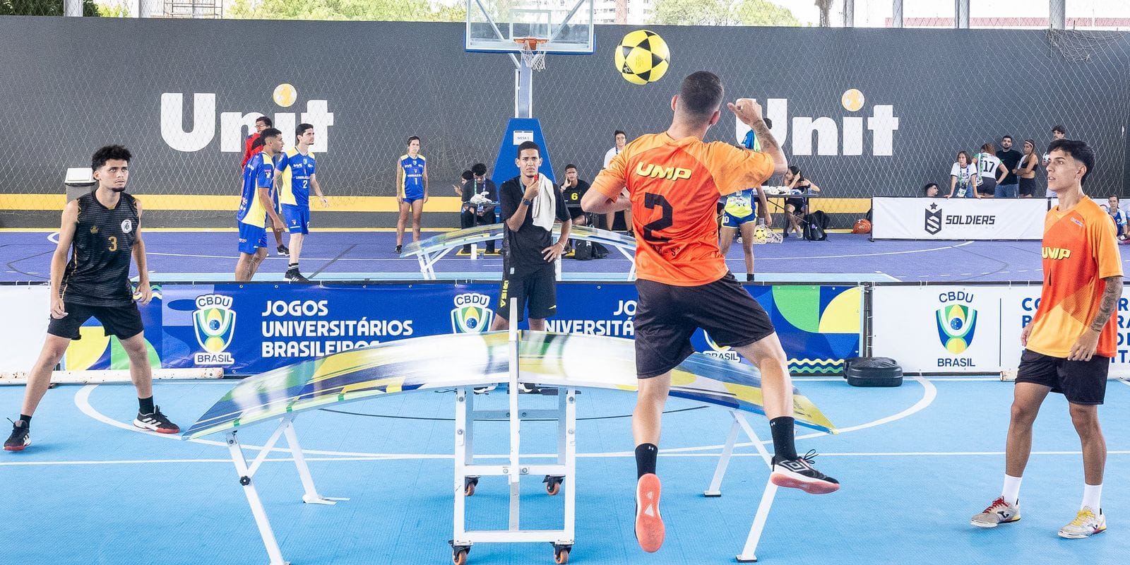 O Papel do Esporte Universitário na Promoção da Paz em Tempos de Conflito