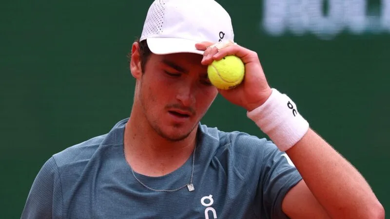 João Fonseca é Eliminado nas Quartas de Mônaco por Alexander Zverev