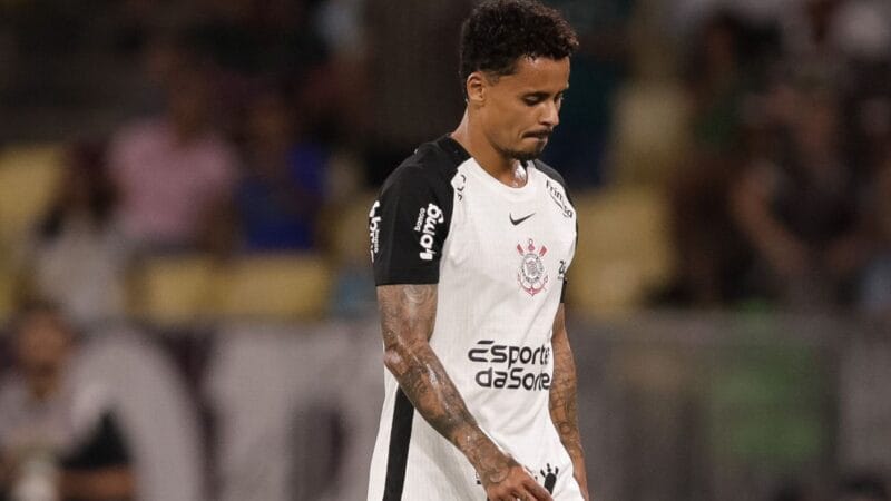 Corinthians Avalia Punição para Allan Após Expulsão no Maracanã