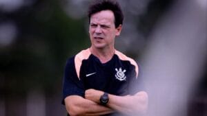 Diniz Almeja Recrutar Dupla Fundamental para o Corinthians