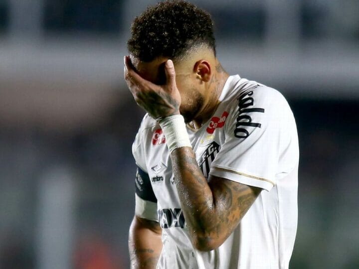 Neymar Comenta Rumores sobre Saída do Santos e Possível Transferência para MLS