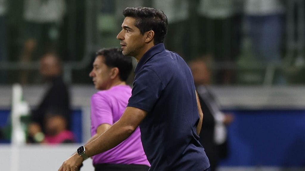 Abel Ferreira alerta Corinthians sobre a luta pela Libertadores