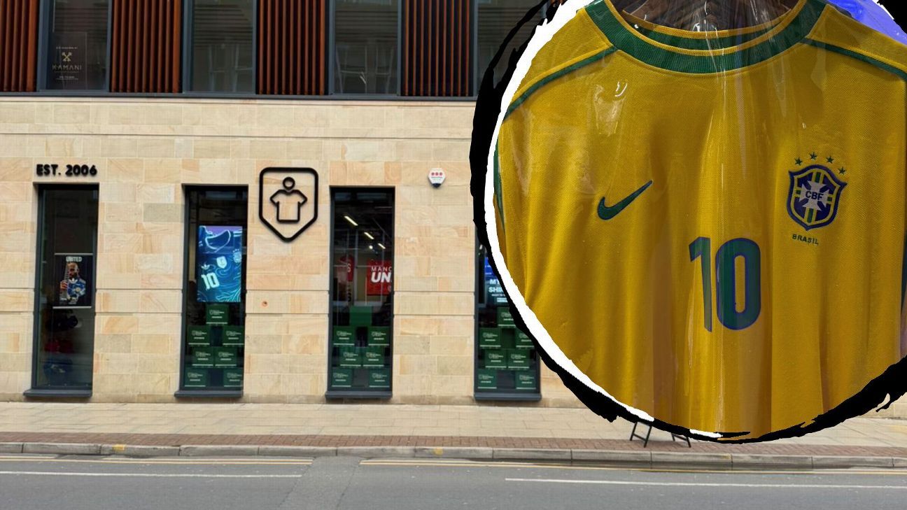 Relíquias do Futebol: Camisas Icônicas à Venda na Maior Loja do Mundo em Manchester