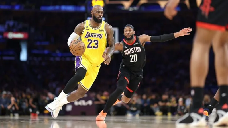 Lakers Dominam Rockets e Abrem Vantagem nos Playoffs da NBA