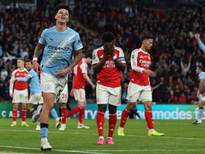 Análise da Partida entre City e Arsenal: Narração de Rogério Vaughan e Mário Marra