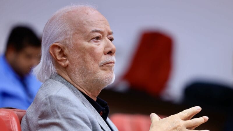 Torcedores do São Paulo Cobram Mudanças na Direção do Clube