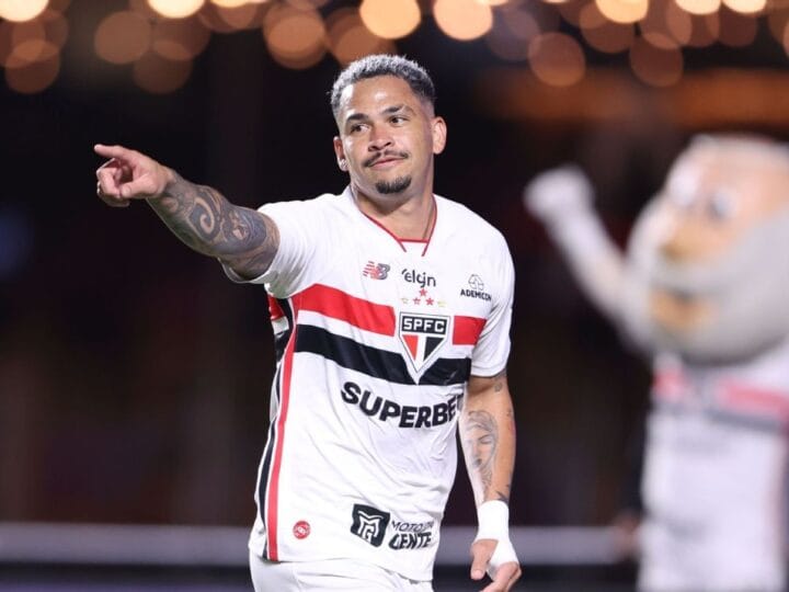 São Paulo vence Juventude na Copa do Brasil, apesar de pênalti perdido por Calleri