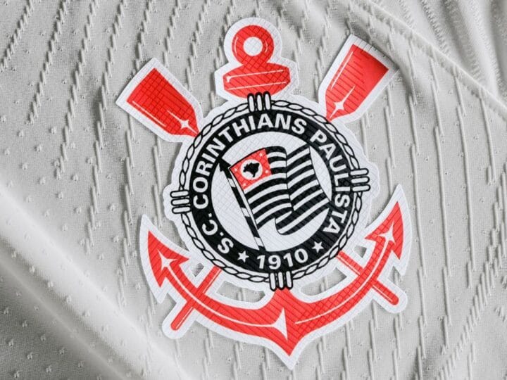 Corinthians Enfrenta Dívida de R$ 774 Milhões e Auditoria Levanta Questões sobre sua Sustentabilidade