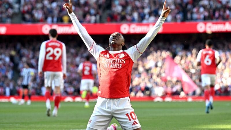 Arsenal Retoma a Liderança da Premier League com Vitória Sobre o Newcastle