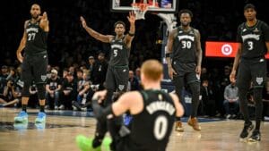 Timberwolves superam lesões e conquistam vitória emocionante sobre os Nuggets nos playoffs da NBA