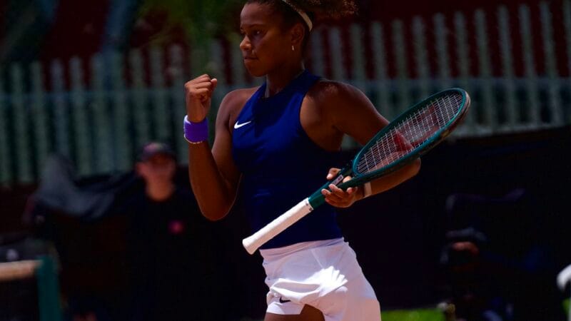 Brasil Avança para os Playoffs da Billie Jean King Cup com Vitória Convincente