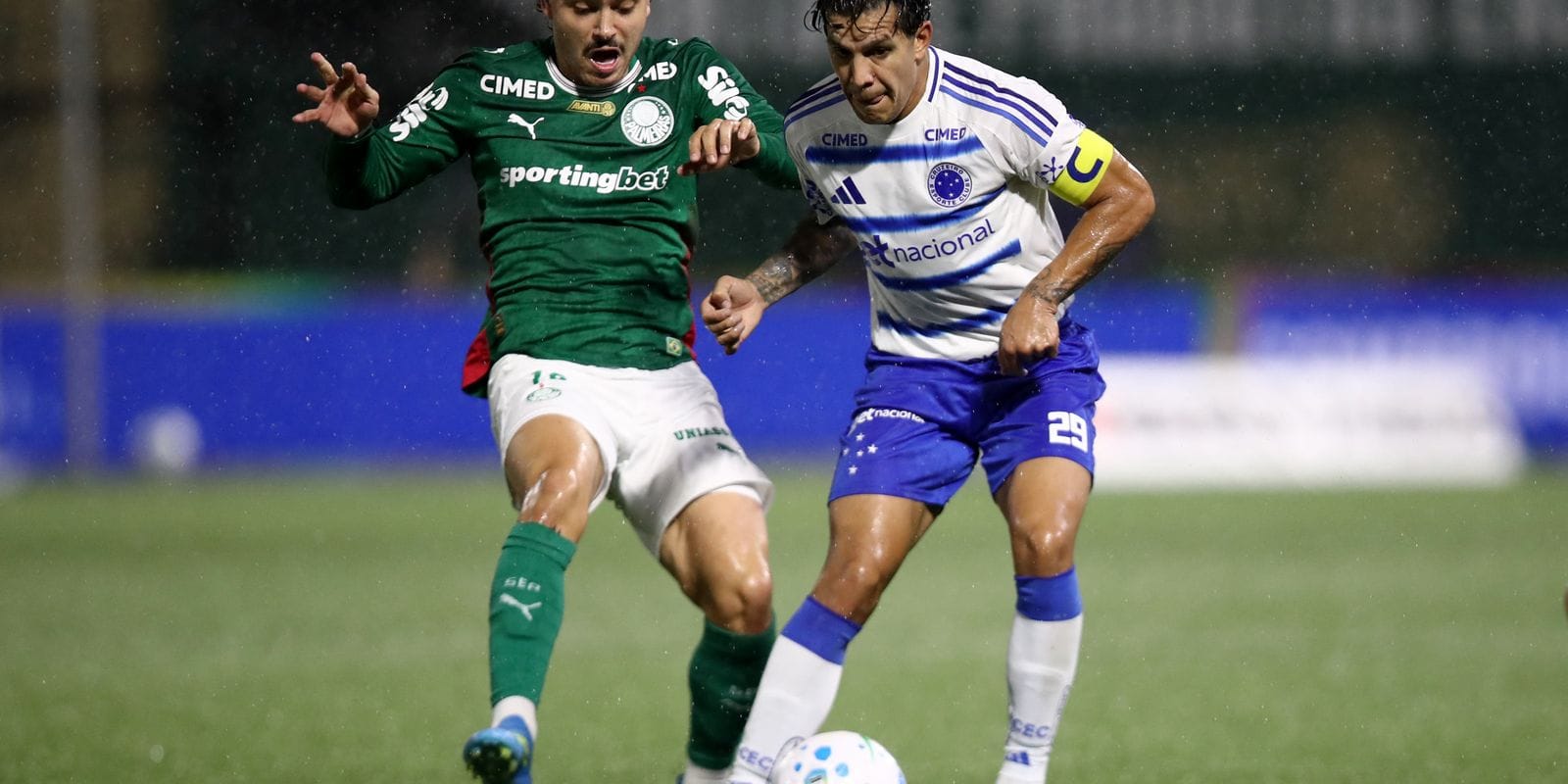 Palmeiras Empata e Flamengo se Aproxima na Corrida pelo Título do Brasileirão