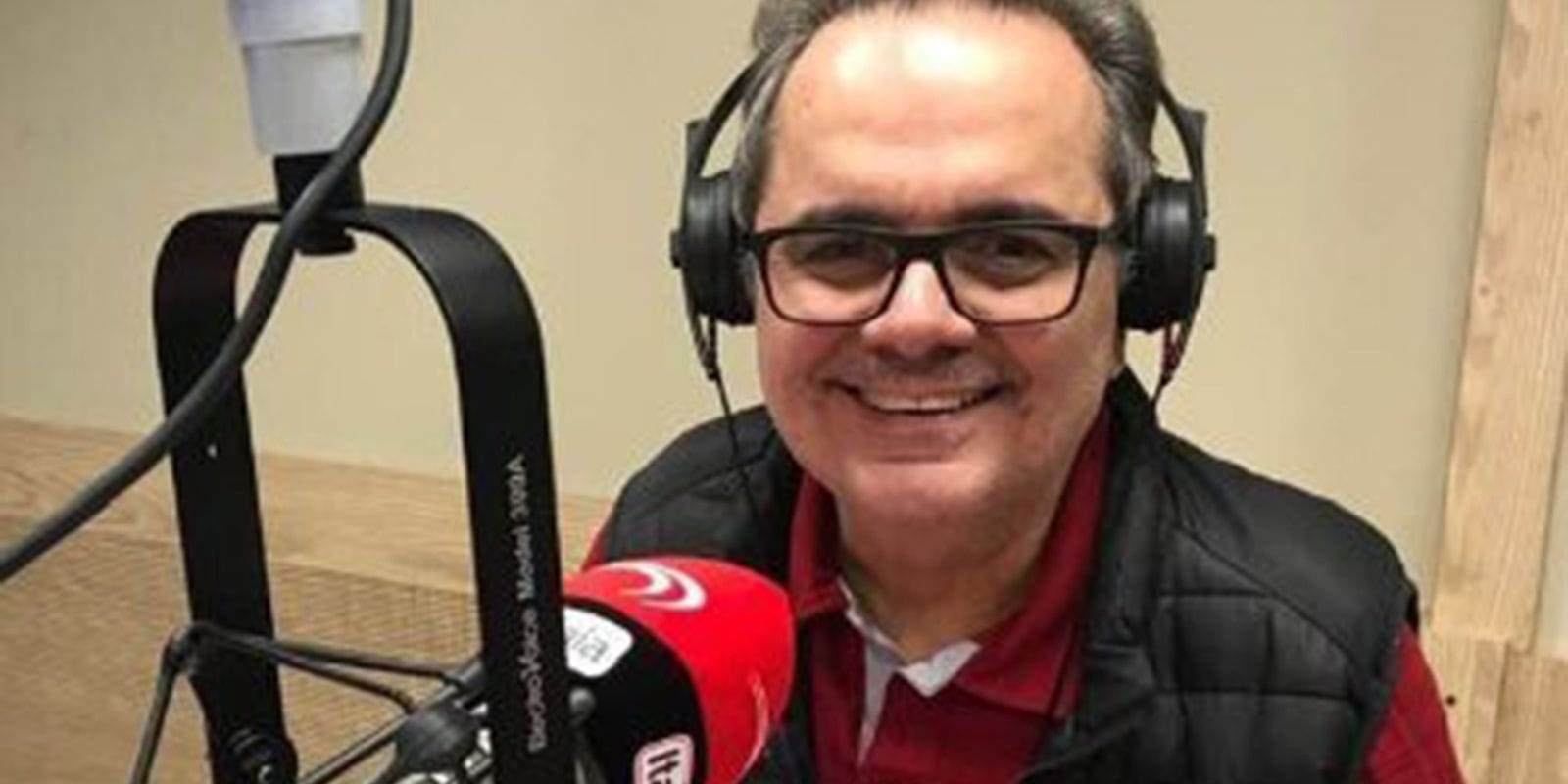 Milton Naves, ícone do rádio esportivo mineiro, falece aos 70 anos