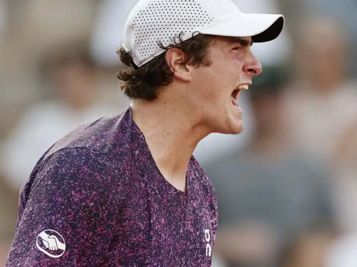 João Fonseca supera croata e desafia Djokovic em Roland Garros