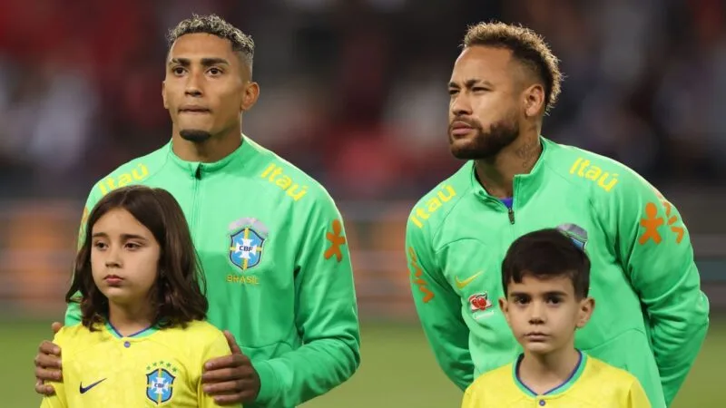 Raphinha Expressa Desejo de Ver Neymar na Seleção para a Copa do Mundo