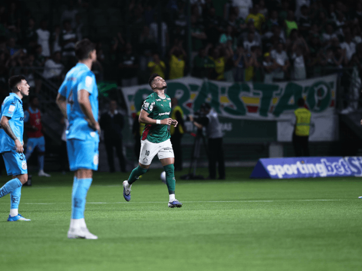 Palmeiras e Santos Empatam em Clássico e Paulinho Retorna aos Gramados