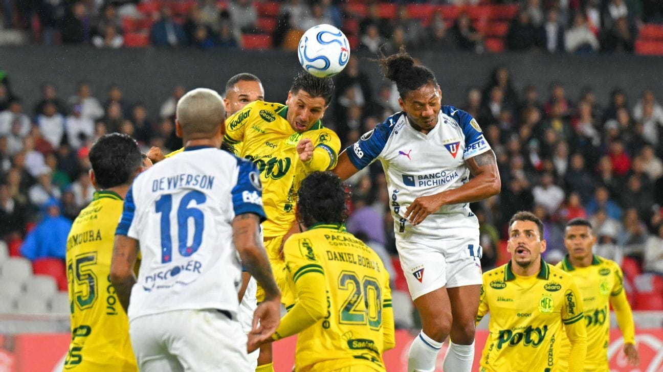 Mirassol Exibe Camisa Especial com Logo de Pelé em Partida Importante