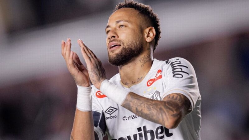 Possível Transferência de Neymar para a MLS: Expectativas e Comentários de Lendas do Futebol